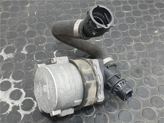 Bomba de agua eléctrica auxiliar A0005001986 MERCEDES