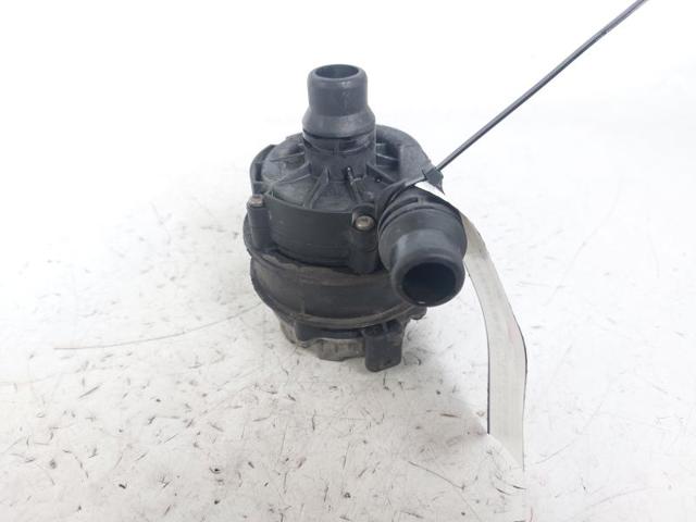 MERCEDES A0005002686 Bomba de agua del inversor comprar Barcelona