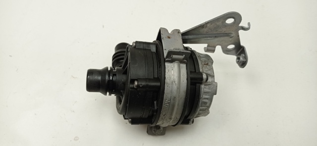 Bomba de agua del inversor A0005002686 MERCEDES