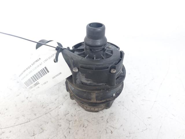 MERCEDES A0005002686 Bomba de agua del inversor  en stock Valencia