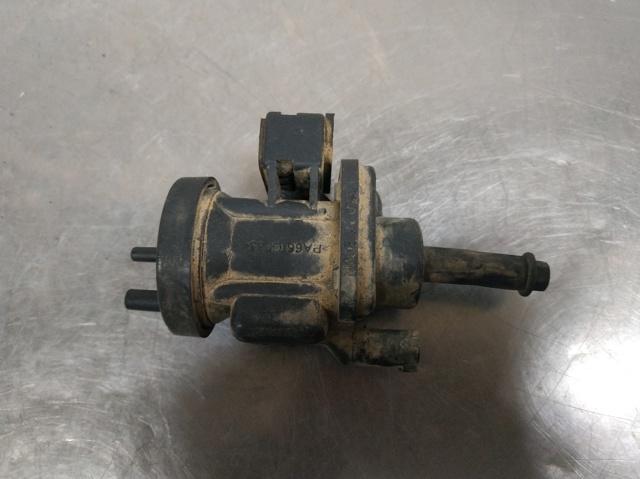 MERCEDES A0005450427 Válvula solenoide de control de presión de sobrealimentación  en stock Valencia