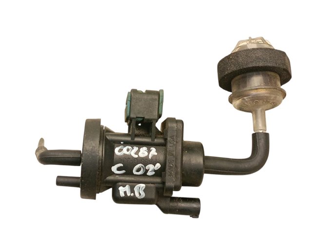 MERCEDES A0005450527 Válvula solenoide de control de presión de sobrealimentación  en stock Salamanca
