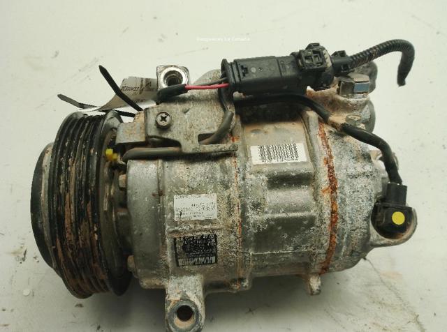 A0008304202 Compresor de aire acondicionado  disponible Utrera