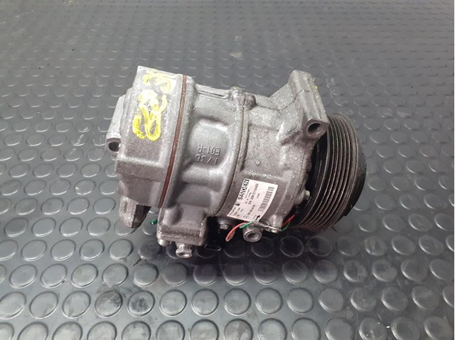A0008304400 Compresor de aire acondicionado  comprar en Pontevedra