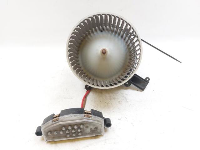 A0008304701 Ventilador habitáculo comprar Sevilla