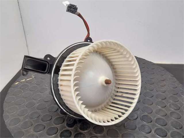 MERCEDES A0008304701 Motor del ventilador del calefactor  comprar en Albacete