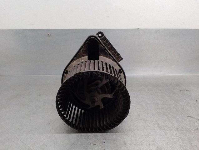 A0008352285 MERCEDES Ventilador habitáculo  en stock Huelva