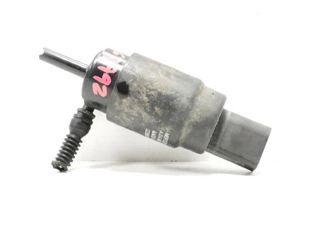 A0008605826 MERCEDES Motor de la bomba del lavaparabrisas delantero  disponible Alicante