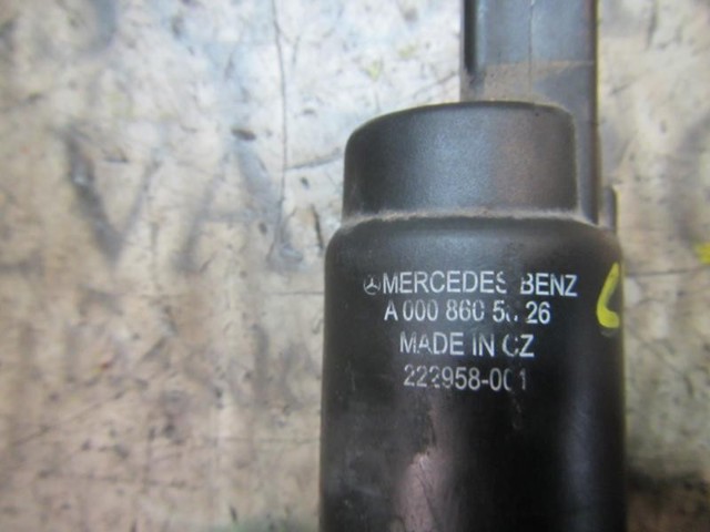 A0008605826 Bomba de agua limpiaparabrisas, delantera comprar Sevilla