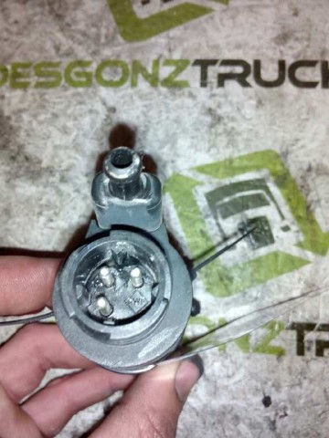 Bomba de agua limpiaparabrisas, delantera A0008694021 MERCEDES