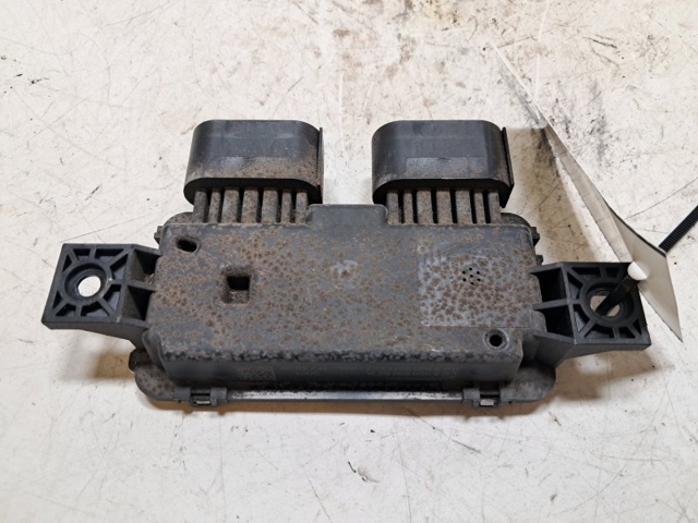 MERCEDES A0009008214 Módulo de control del motor de la bomba de combustible  comprar en Albacete