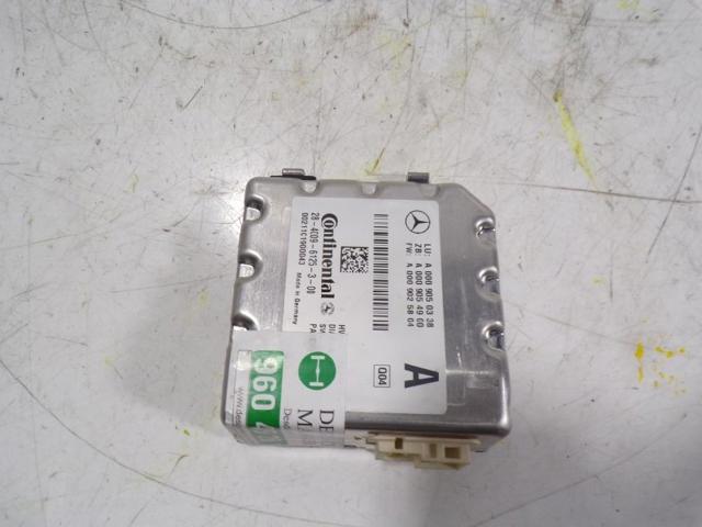 A0009050338 MERCEDES Módulo de control de cámara  en stock Huelva