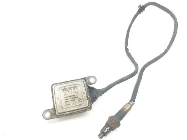 Sensor de óxido de nitrógeno NOX delantero A0009053706 Mercedes