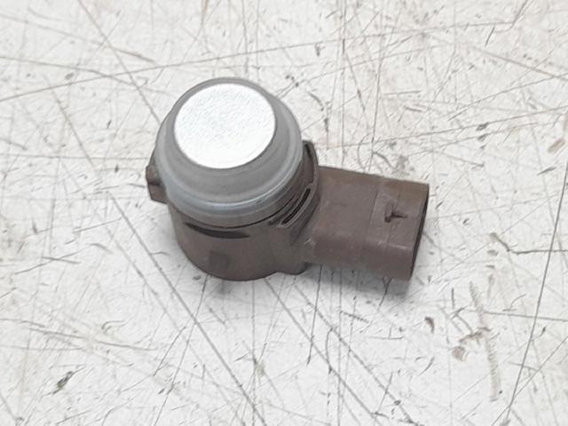 A0009055504 MERCEDES Sensor de estacionamiento delantero/trasero central  en stock Córdoba