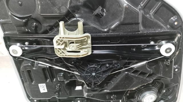 A0009060808 MERCEDES Motor del elevalunas de la puerta trasera izquierda  comprar en Jaén