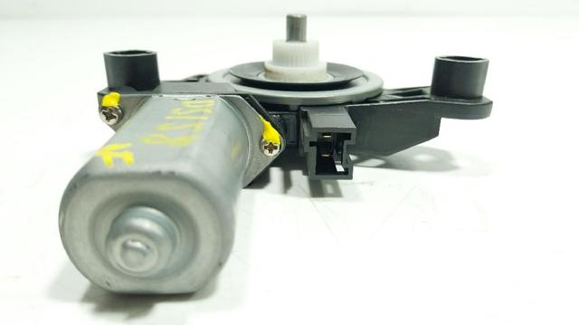 MERCEDES A0009060908 Motor del elevalunas de la puerta trasera derecha  comprar en Ponferrada
