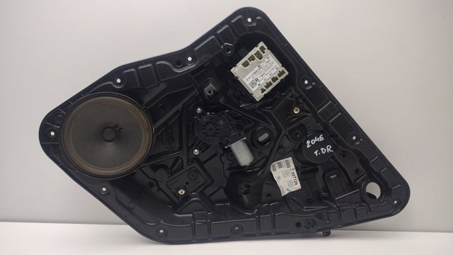 A0009060908 MERCEDES Motor del elevalunas de la puerta trasera derecha  comprar en Jaén