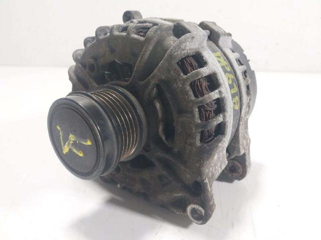 A0009061903 MERCEDES Alternador  comprar en Oviedo