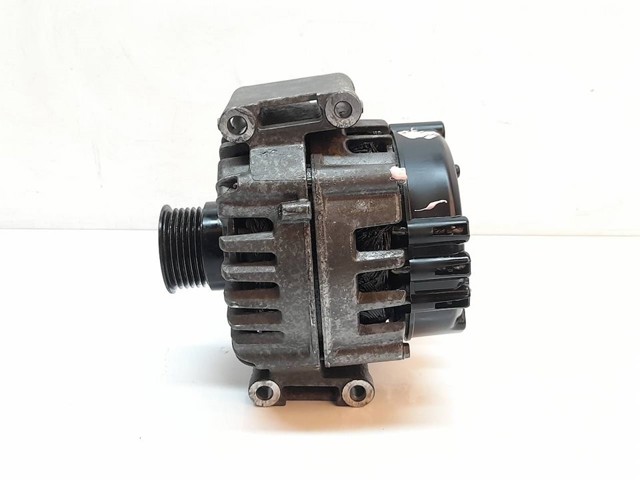 A0009062822 MERCEDES Alternador  en stock Gandía
