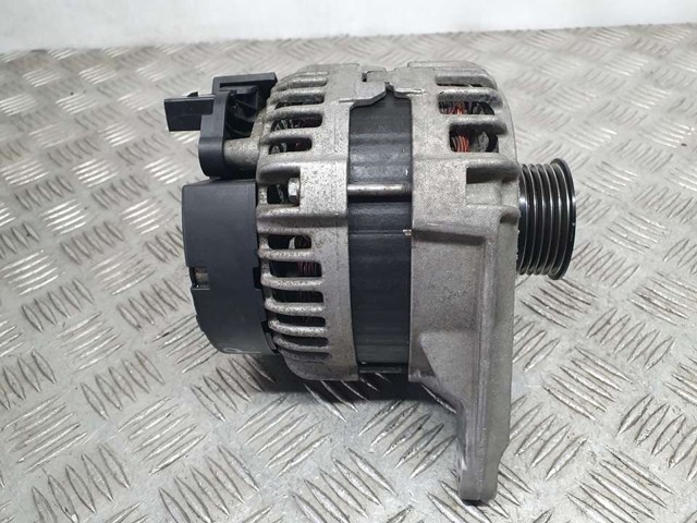 A0009063322 MERCEDES Alternador  en stock Huelva