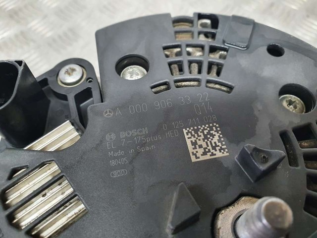 A0009063322 MERCEDES Alternador  disponible Alicante