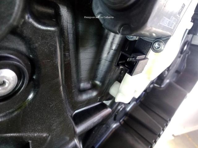 MERCEDES A0009065706 Motor del elevalunas de la puerta delantera derecha  comprar en Ponferrada