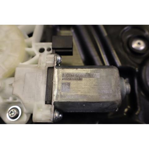 A0009065706 Motor del elevalunas de la puerta delantera derecha  comprar en Reus