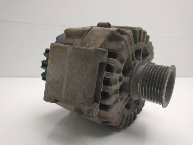 Alternador A0009067400 Mercedes