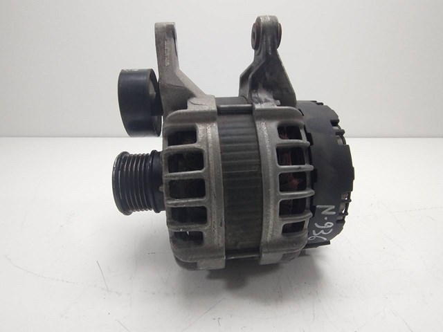 Alternador A0009067703 Mercedes