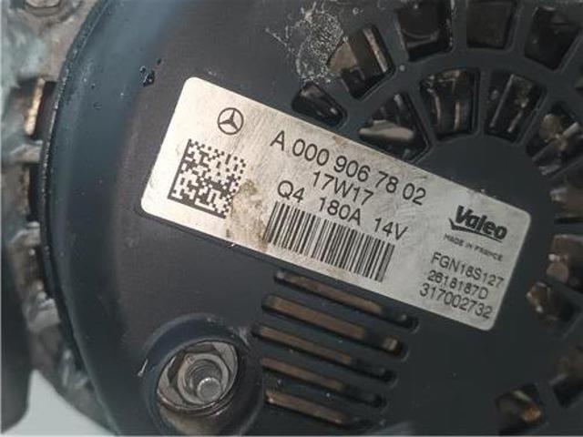 A0009067802 MERCEDES Alternador  disponible Ourense