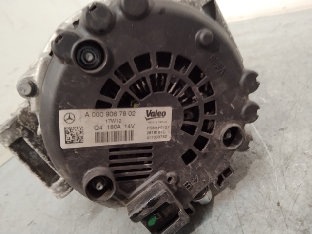 A0009067802 MERCEDES Alternador  comprar en Jaén