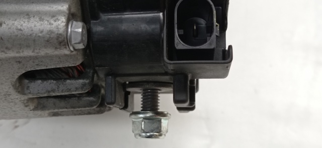 A0009067802 Alternador  en stock Castellón