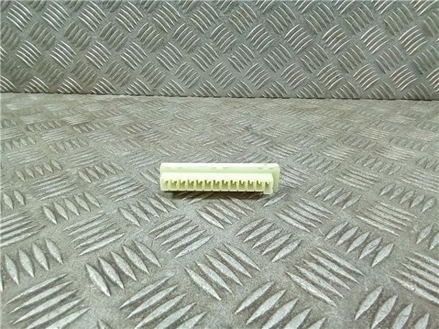 A0009820212 Mercedes