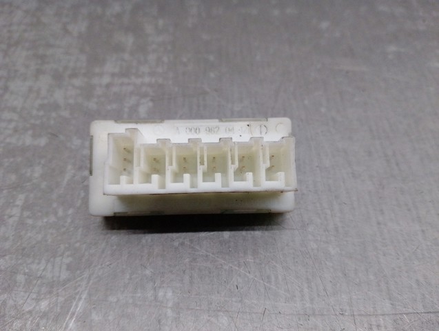 A0009820512 Mercedes