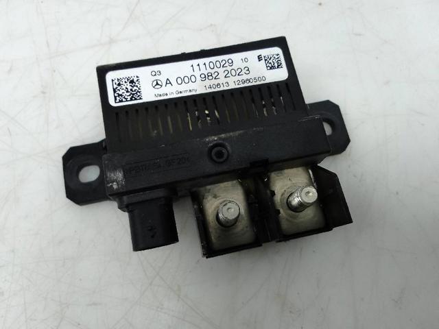 MERCEDES A0009822023 Relé de control de carga de batería  comprar en Ponferrada