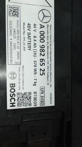 A0009826525 Mercedes