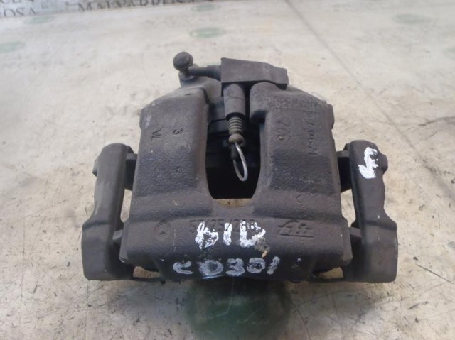 A0014203083 MERCEDES Pinza de freno delantera derecha  en stock Huelva