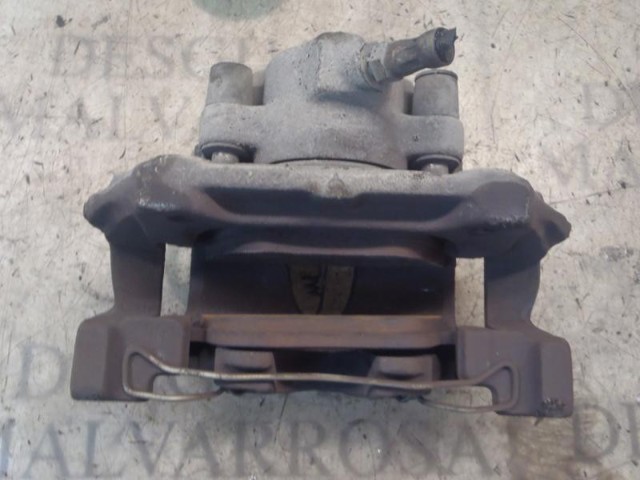 MERCEDES A0014203083 Pinza de freno delantera derecha  en stock Terrassa