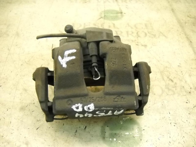 A0014203083 Pinza de freno delantera derecha  en stock Sabadell