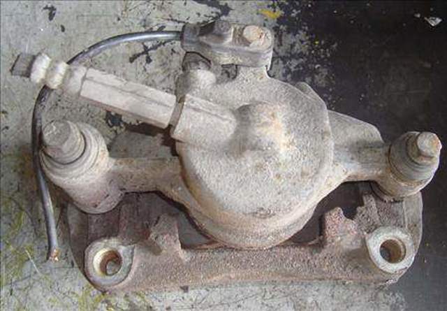 A0014206383 Pinza de freno delantera izquierda  comprar en Zaragoza