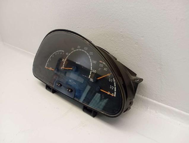 MERCEDES A0014468521 Cuadro instrumentos  en stock Terrassa