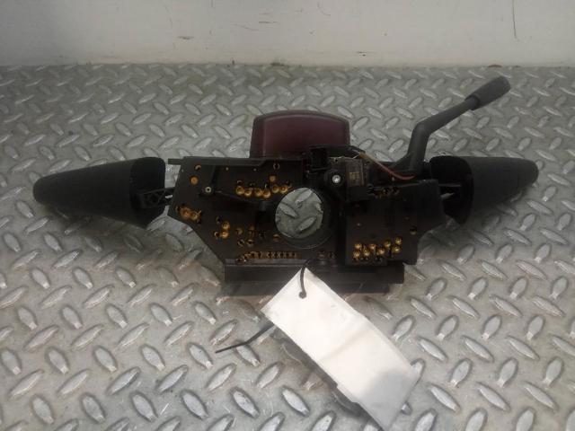 A0015406545 MERCEDES Conmutador de la columna de dirección completo  disponible Vigo