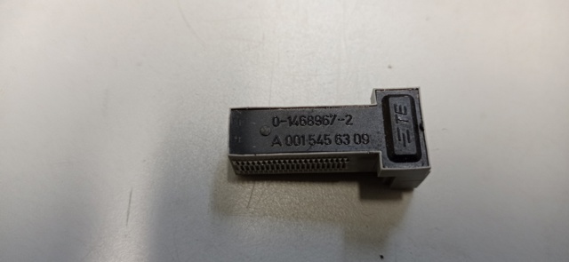 Interruptor luces de freno A0015456309 MERCEDES