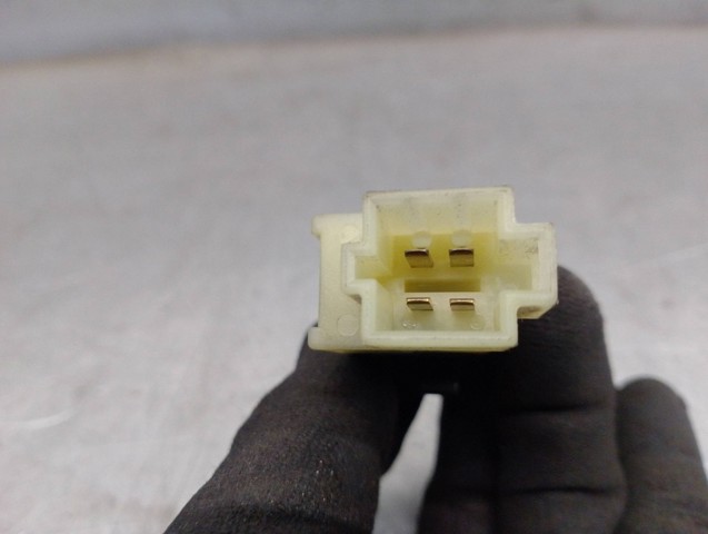 A0015456709 Interruptor de luz de freno  en stock Castellón