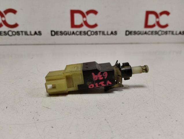 A0015456709 Interruptor de luz de freno  en stock Castellón
