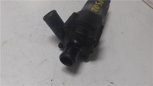 A0018356064 MERCEDES Bomba de agua eléctrica auxiliar  disponible Ourense