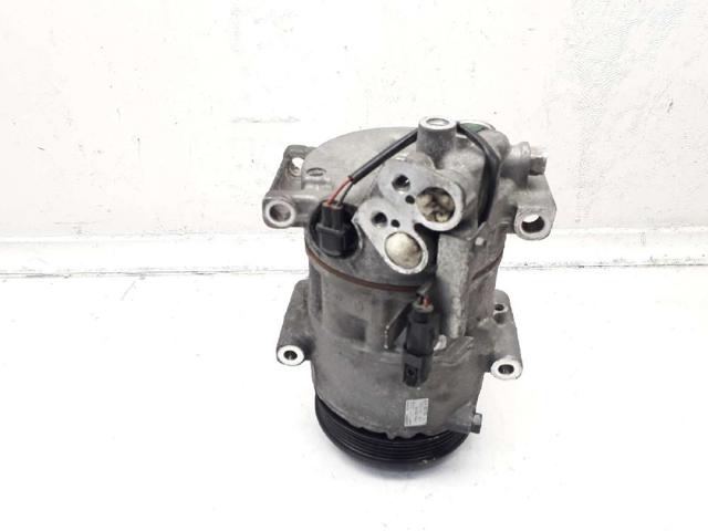 A0022301311 MERCEDES Compresor de aire acondicionado  en stock Córdoba
