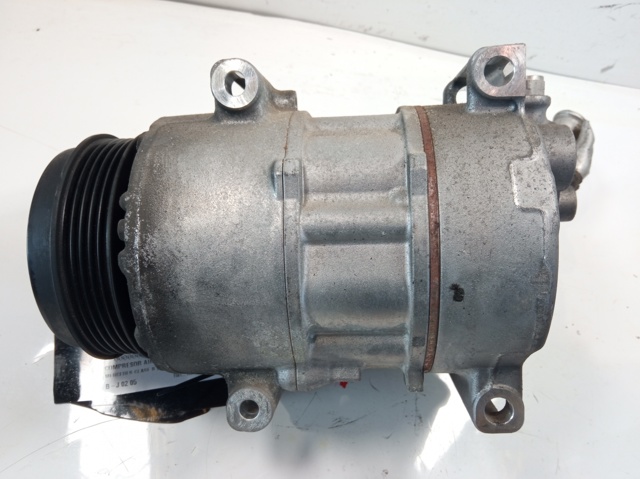 A0022304811 Compresor de aire acondicionado  en stock Granada