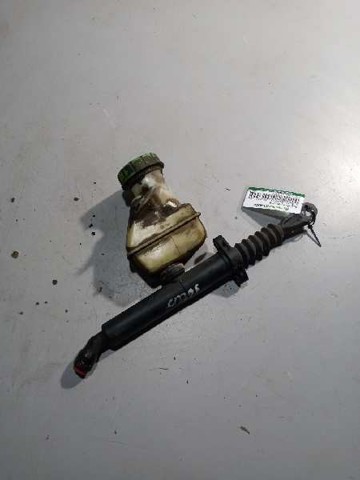 Cilindro maestro de clutch A0022951006 MERCEDES