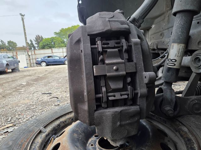 Pinza de freno, Eje delantero izquierda A0024202183 MERCEDES